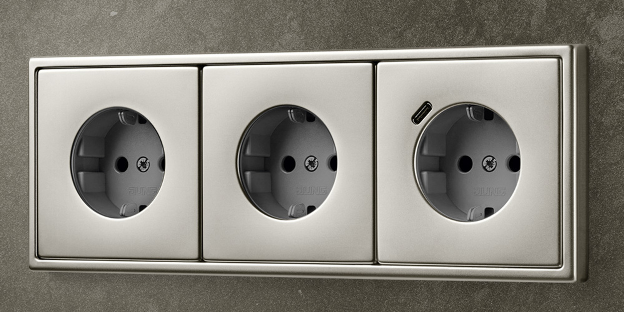 SCHUKO® Steckdosen mit USB bei Montagebau Kiss e.K. in Karlstadt